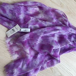 Ann Taylor Loft scarf